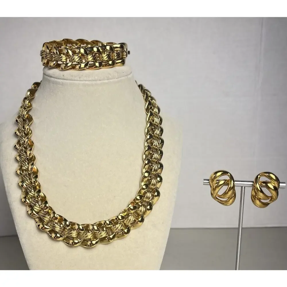 Vintage Napier 80s Chunky Gold Tone Set Link Chain Necklace Bracelet & Earrings
